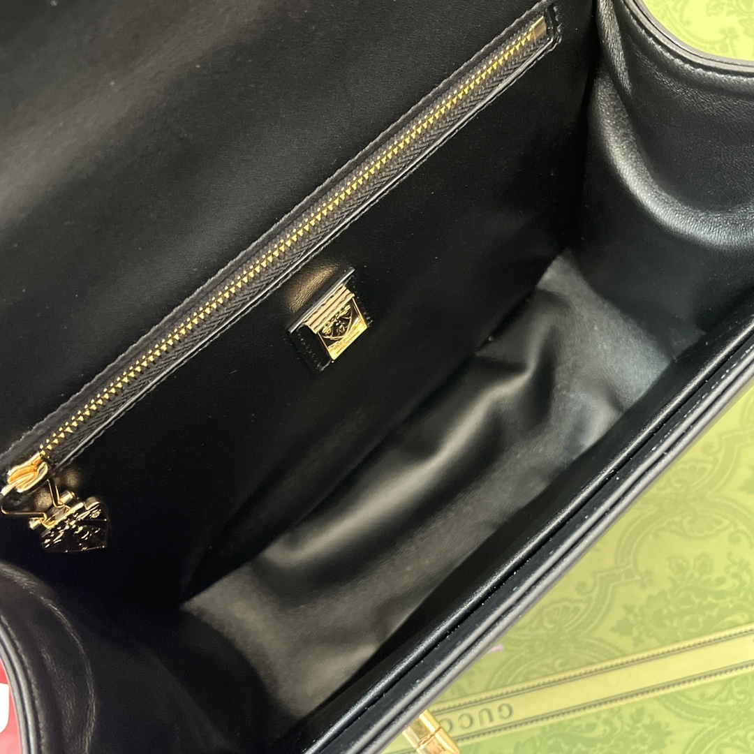 Bagsaaa Gvc*1 Equestrian inspired shoulder black bag - 21x20x7cm
