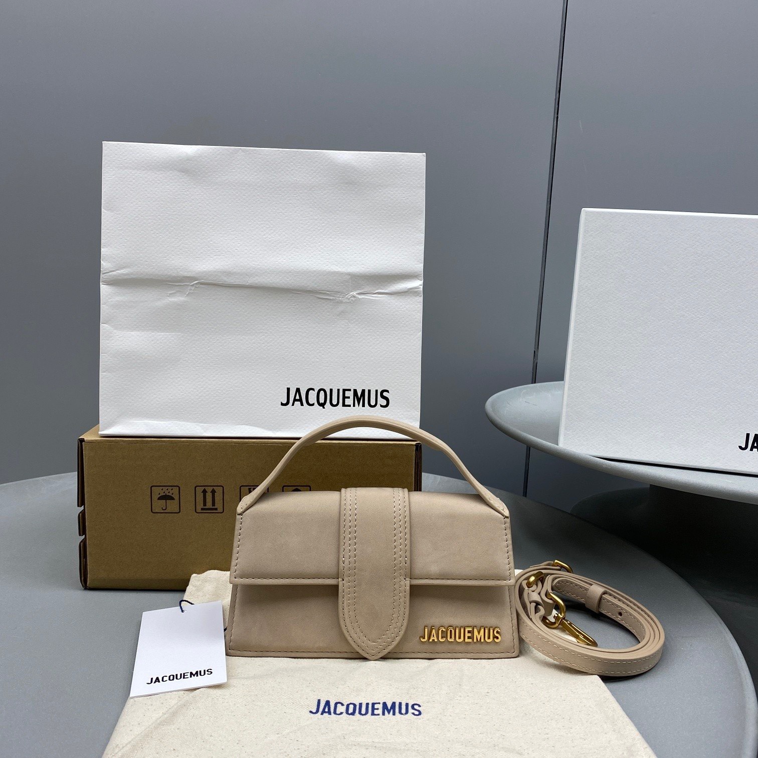 Bagsaaa Jacuqemus Bamino Small Suede Beige Bag - 18x6x7cm