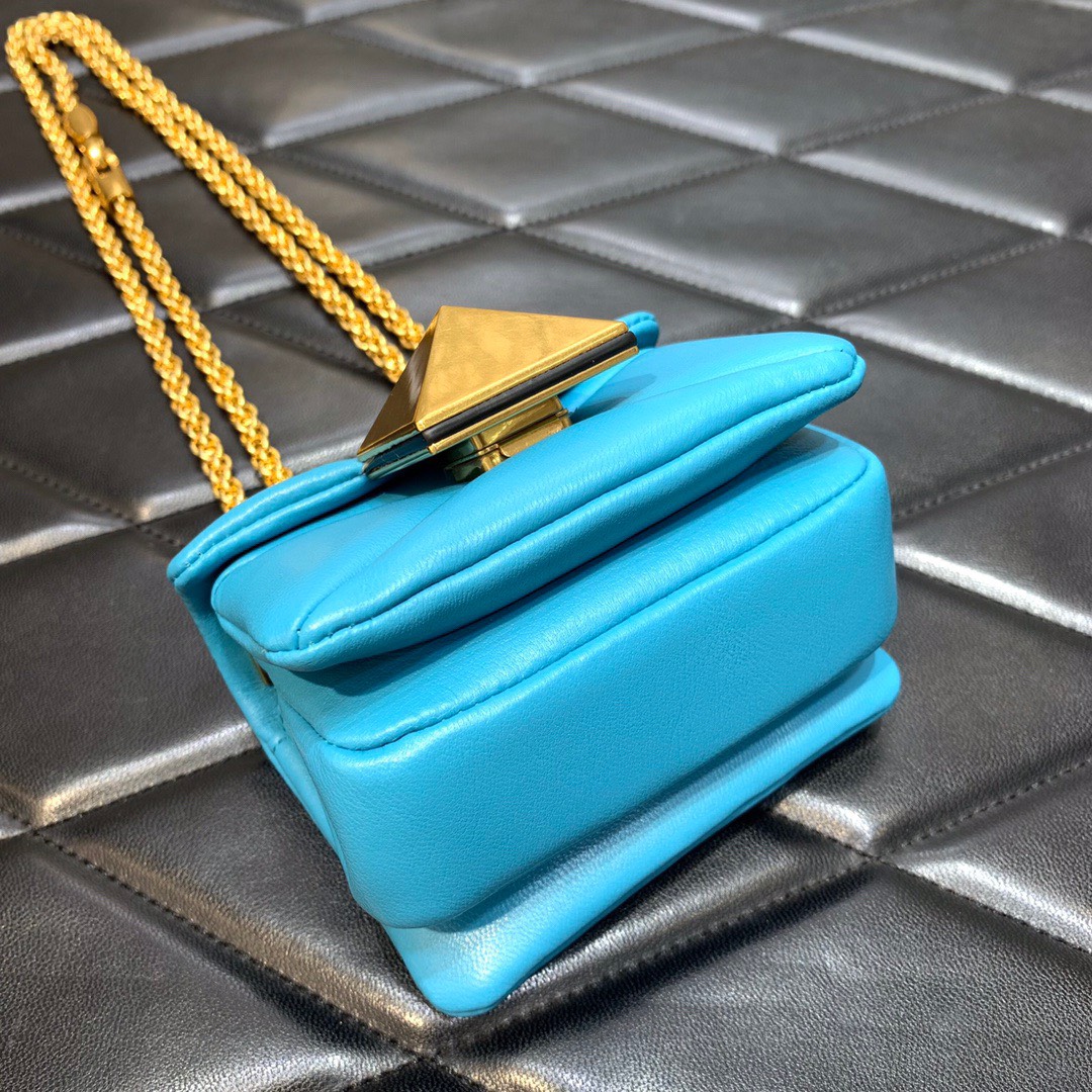 Bagsaaa Va1e*ntin0 Garavani Micro One Stud Nappa Blue Bag - 11x8x5cm