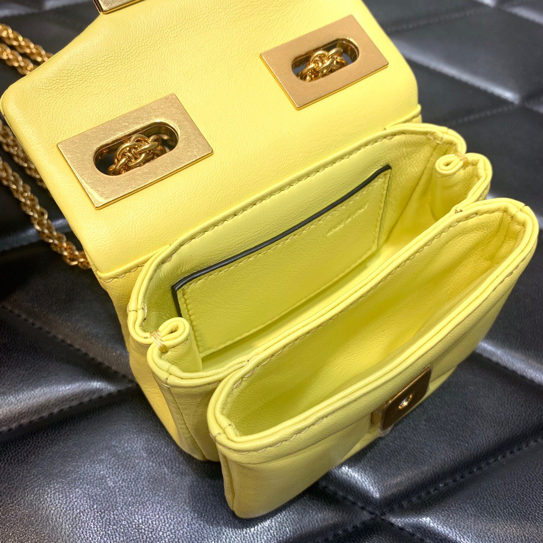 Bagsaaa Va1e*ntin0 Garavani Micro One Stud Nappa Yellow Bag - 11x8x5cm