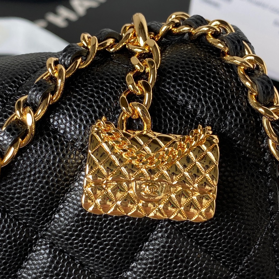 Bagsaaa Ch**el WOC Black Caviar Leather - 19cm
