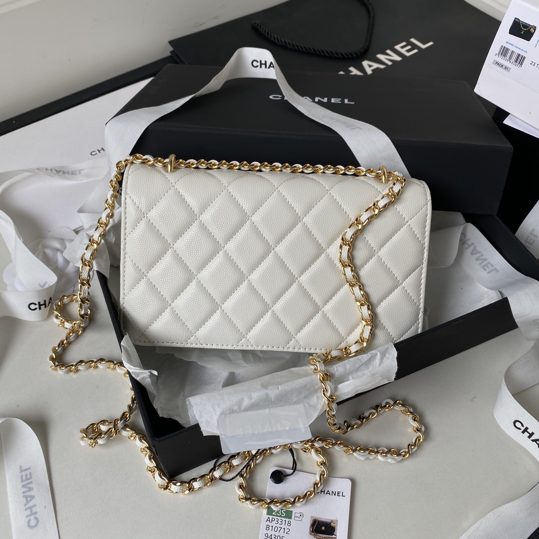 Bagsaaa Ch**el WOC White Caviar Leather - 19cm