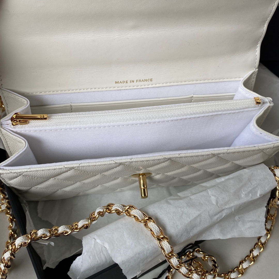 Bagsaaa Ch**el WOC White Caviar Leather - 19cm