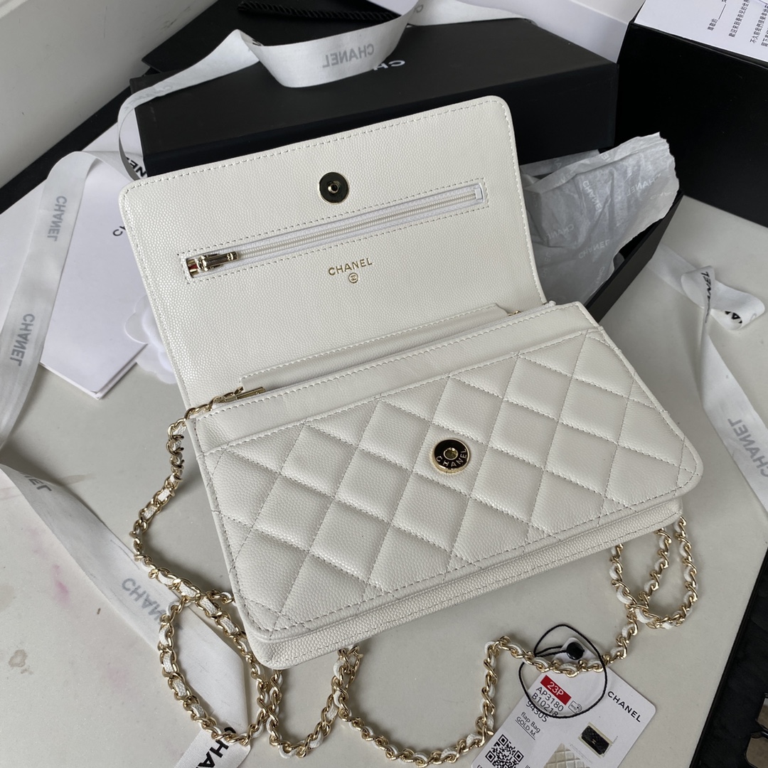 Bagsaaa Ch**el WOC White CC Logo Caviar Leather - 19cm