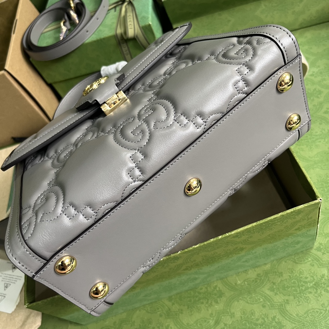 Bagsaaa GG Matelassé gray handbag - 25.5x 20.5x 12.5cm