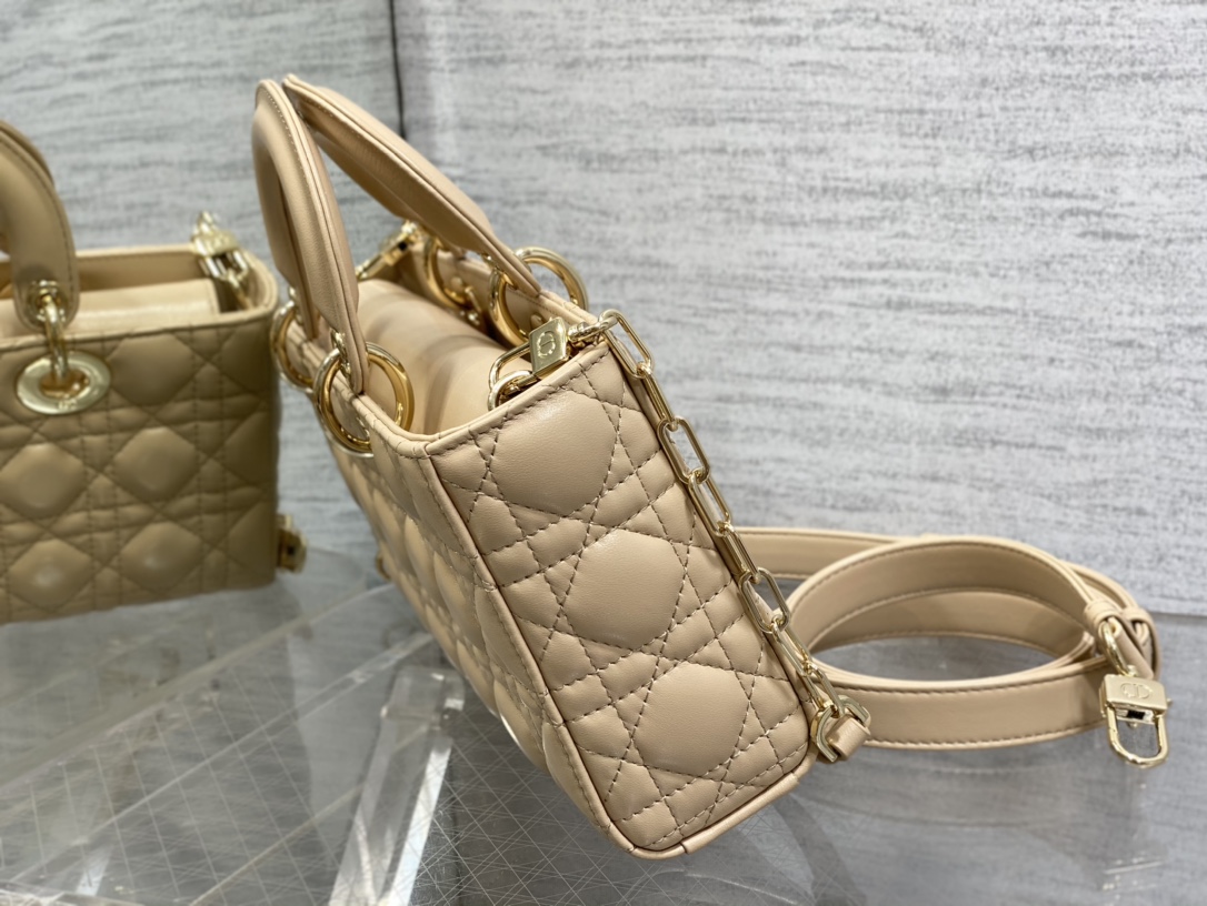 Bagsaaa D10r Lady D - Joy Medium Beige Bag - 26 x 13.5 x 5 cm