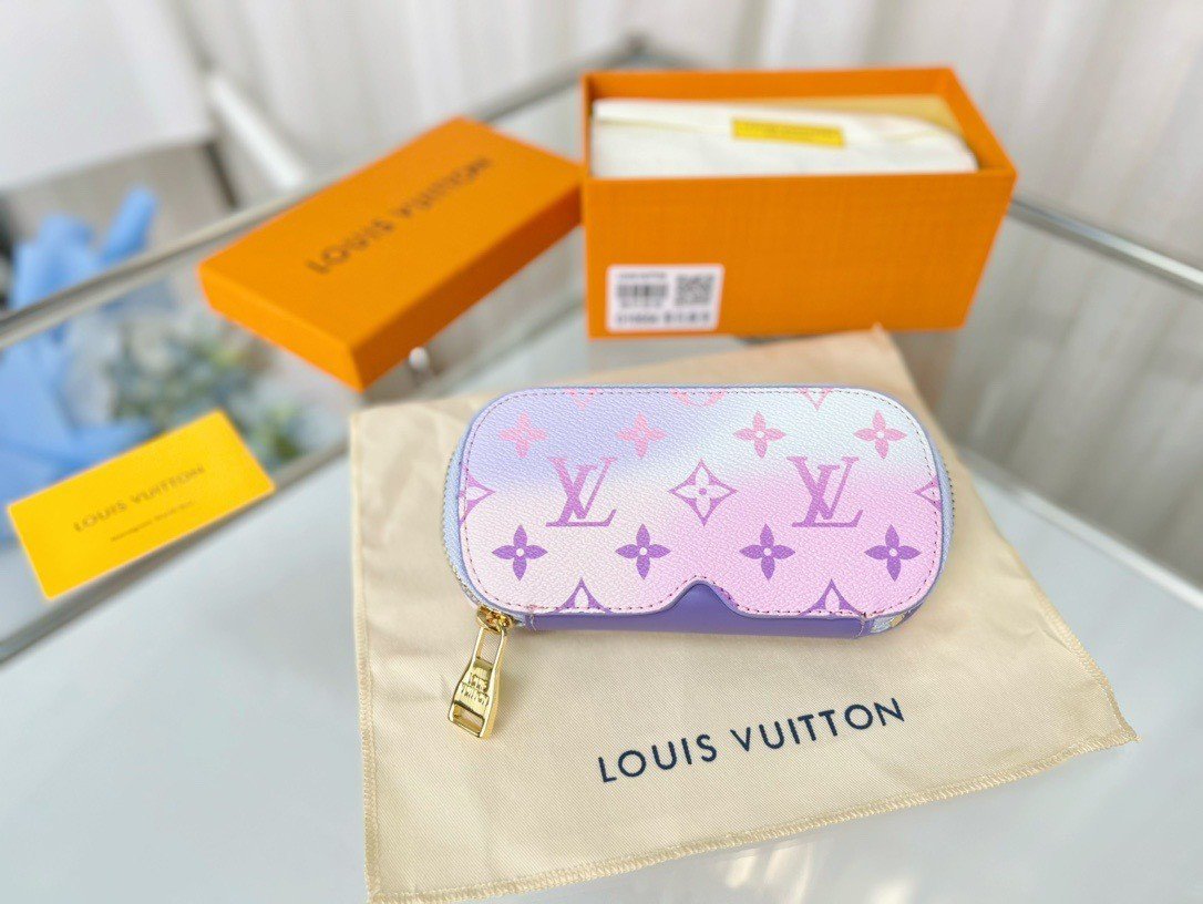 Bagsaaa L0vis Vvtt0n Sunglasses Pouch Sunrise Pastel