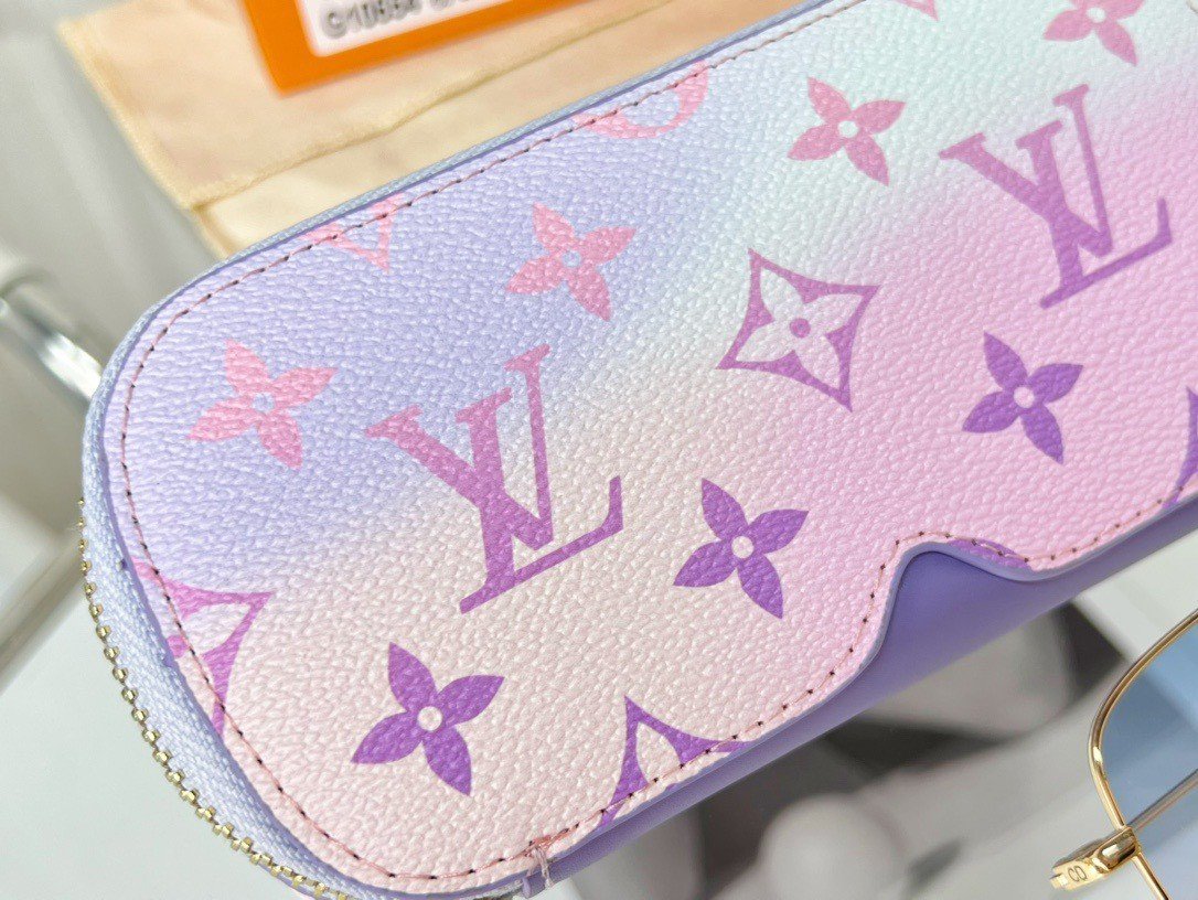 Bagsaaa L0vis Vvtt0n Sunglasses Pouch Sunrise Pastel