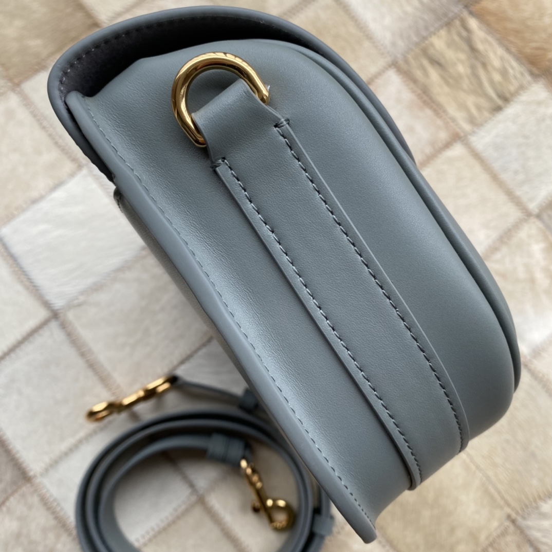 Bagsaaa D10r Medium Bobby Blue Bag - 22 x 17 x 6 cm