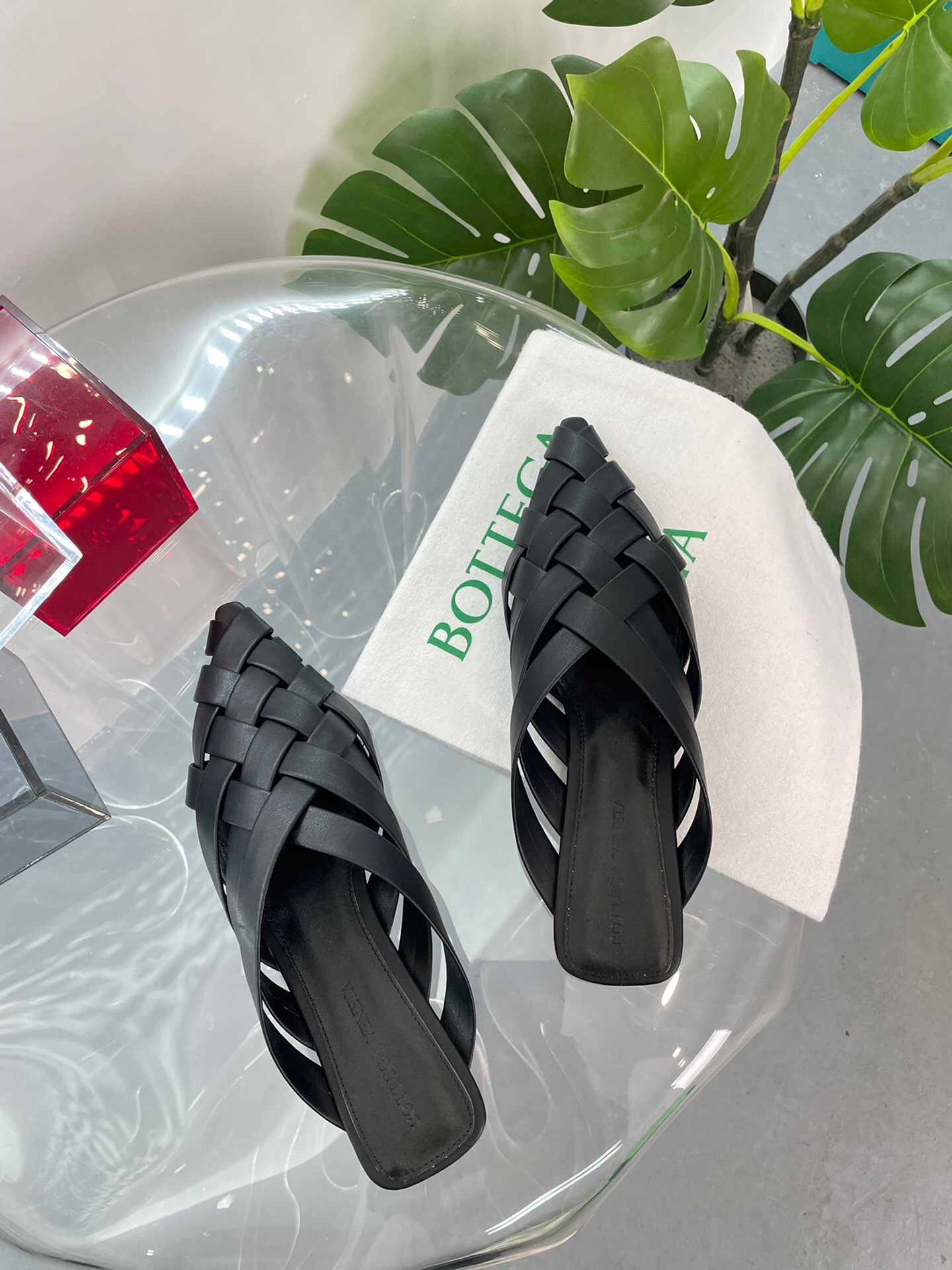 Bagsaaa B0tt*ga Ven*ta Alfie Black Slipper