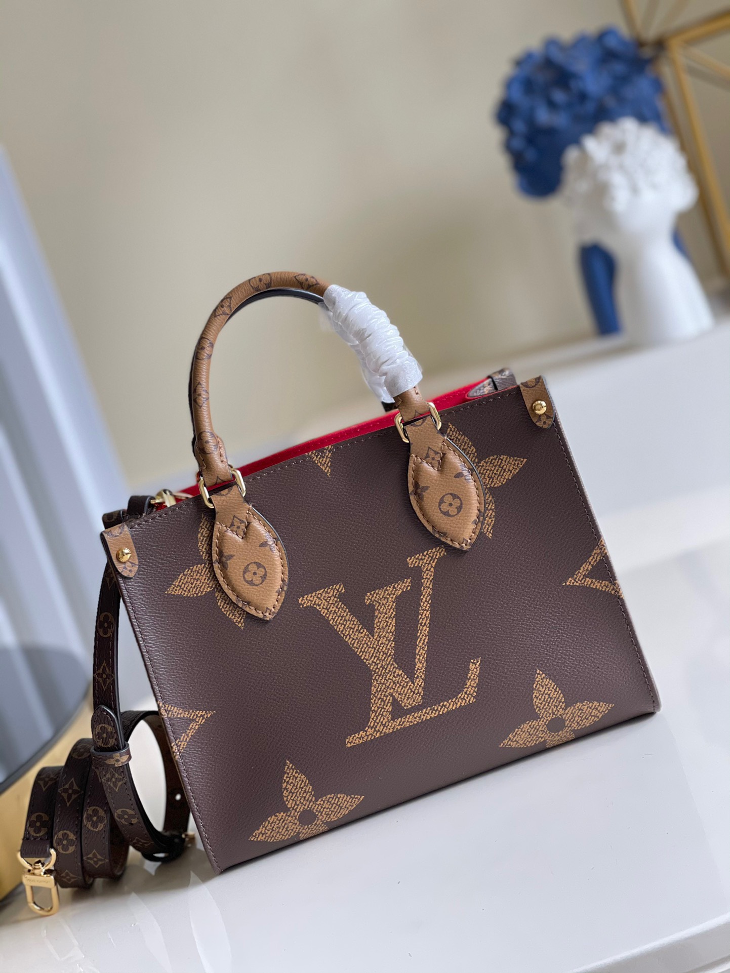 Bagsaaa L0vis Vvtt0n Onthego PM Monogram Reverse coated canvas - 25 x 19 x 11.5 cm
