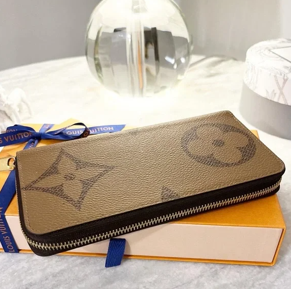 Bagsaaa L0vis Vvtt0n Zippy Wallet Giant Monogram Reverse coated canvas - 19.5 x 10.5 x 2.5 cm