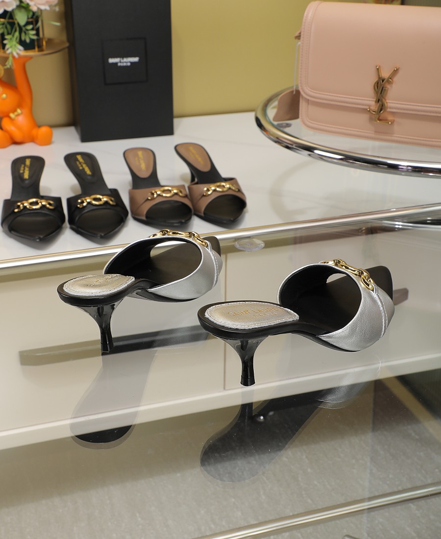 Bagsaaa Y51 Silver Mules