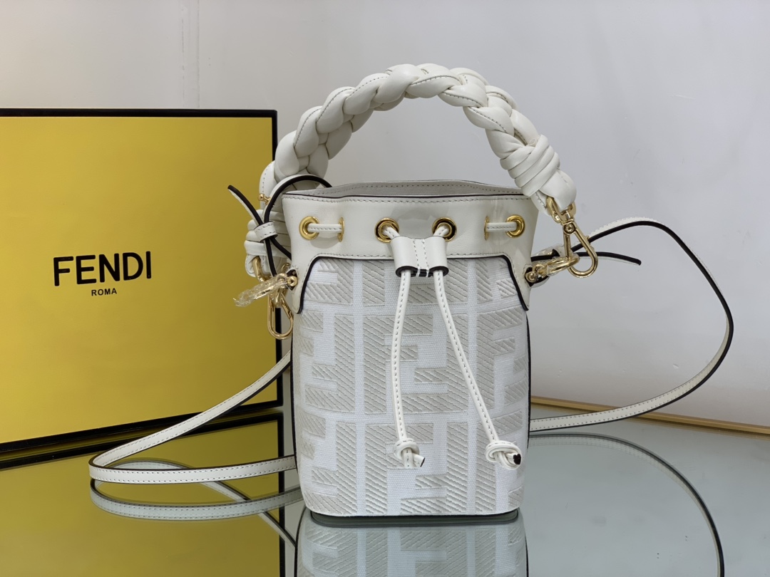 Bagsaaa F**di Mon Tresor White canvas FF mini bag - 18*10*12cm