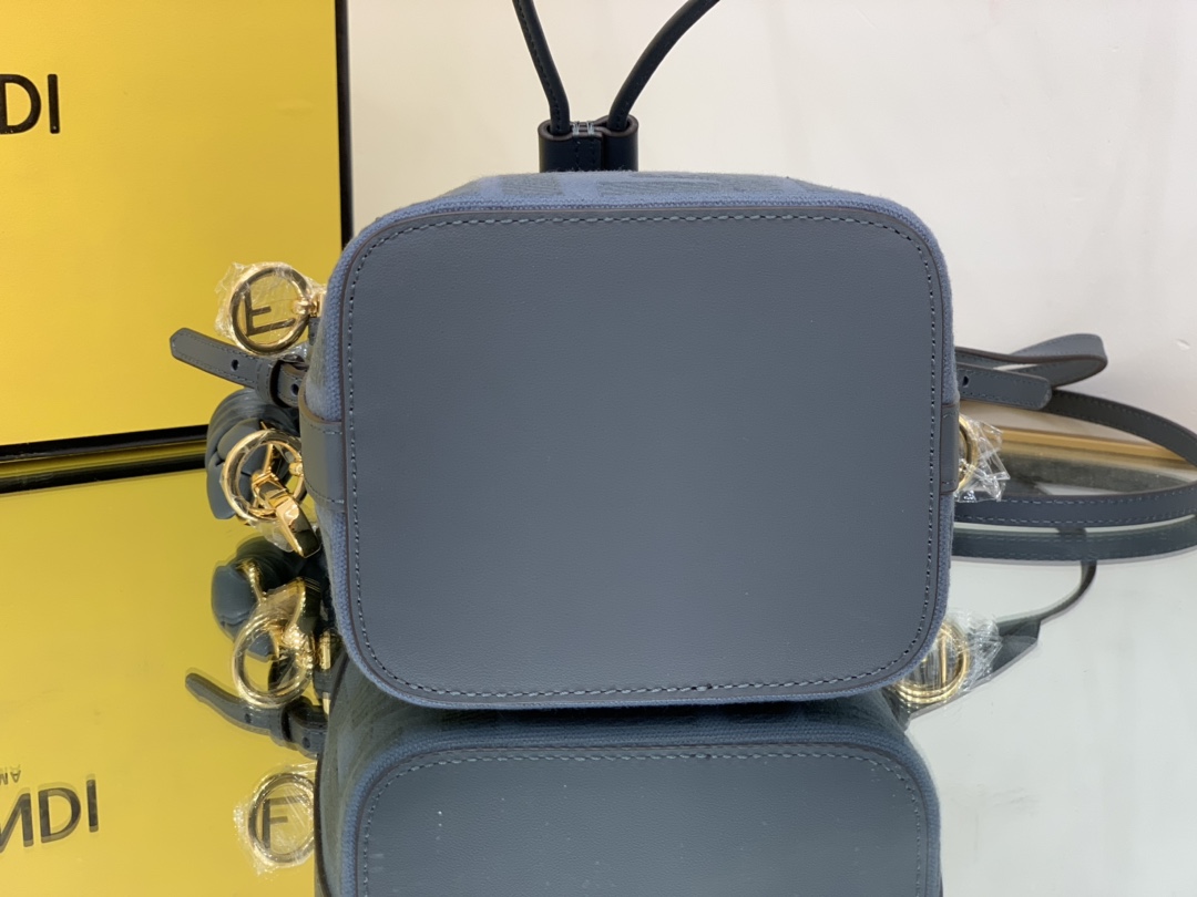 Bagsaaa F**di Mon Tresor Blue canvas FF mini bag - 18*10*12cm