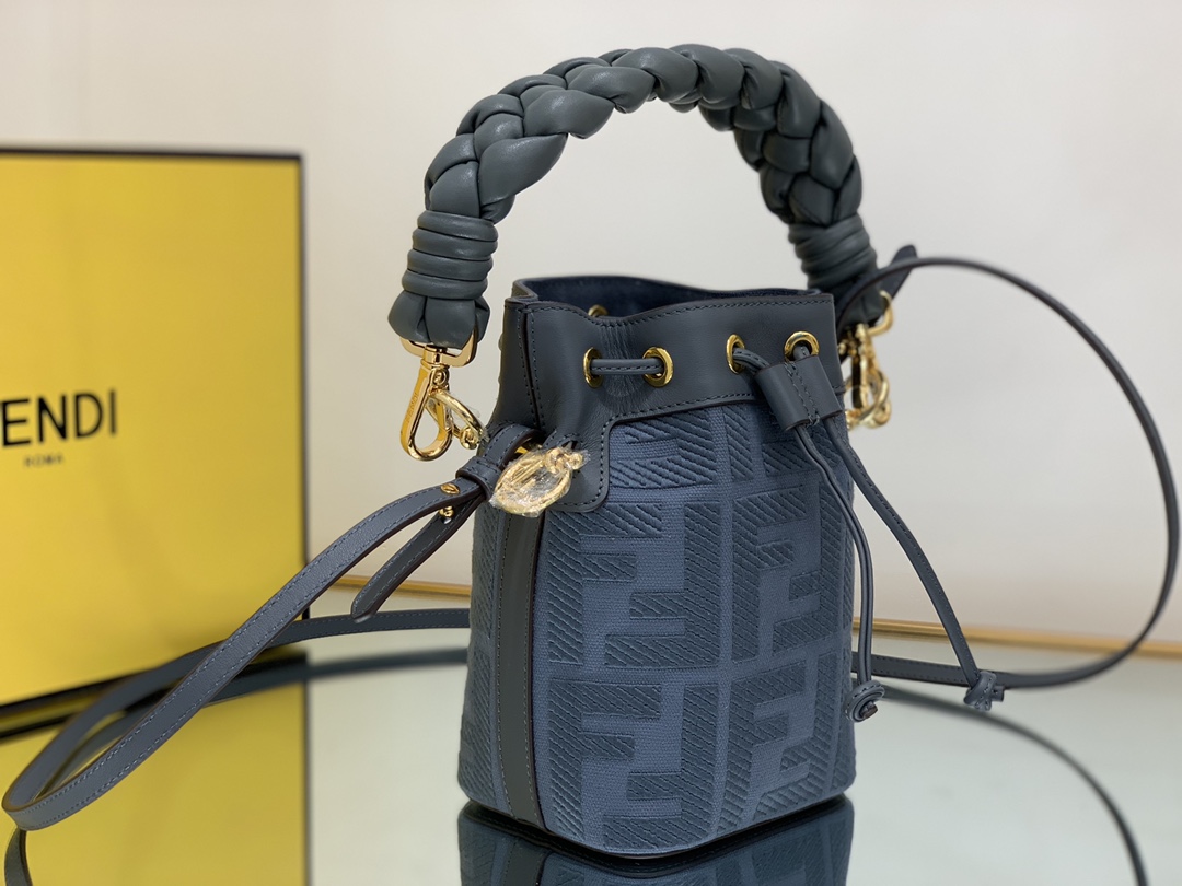 Bagsaaa F**di Mon Tresor Blue canvas FF mini bag - 18*10*12cm