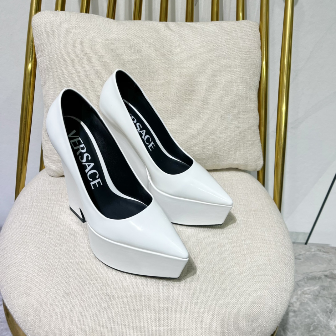 Bagsaaa Versace White Leather Heel