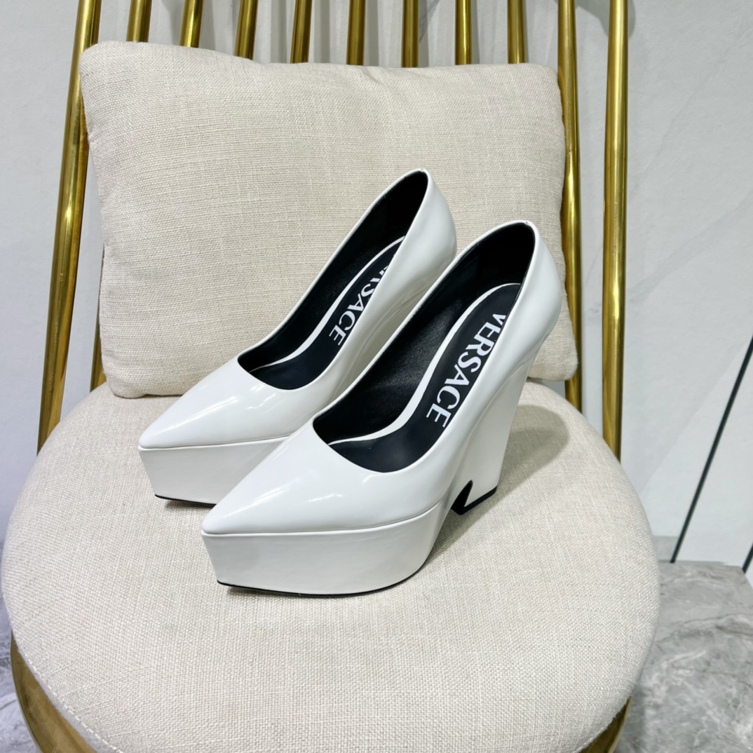 Bagsaaa Versace White Leather Heel
