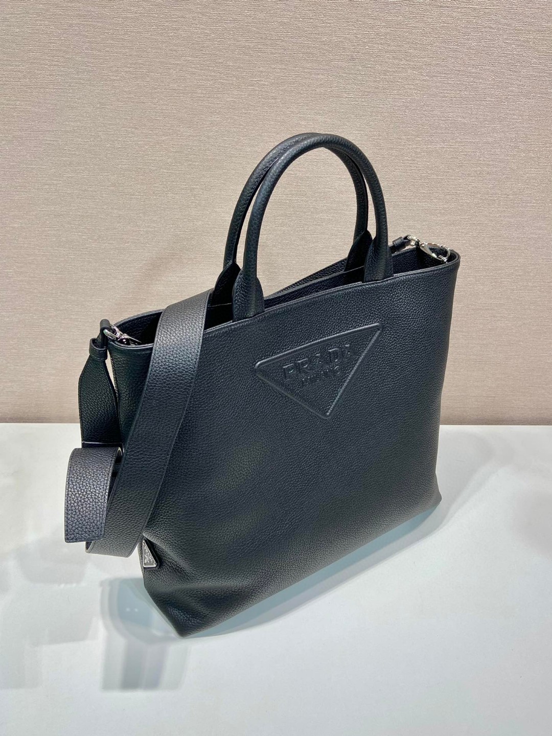 Bagsaaa Pra*a Leather Tote - 39*35*14cm