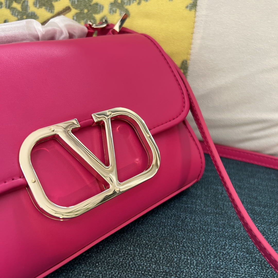 Bagsaaa Va1e*ntin0 Garavani small VLogo Type shoulder dark pink bag - 18x13x5cm
