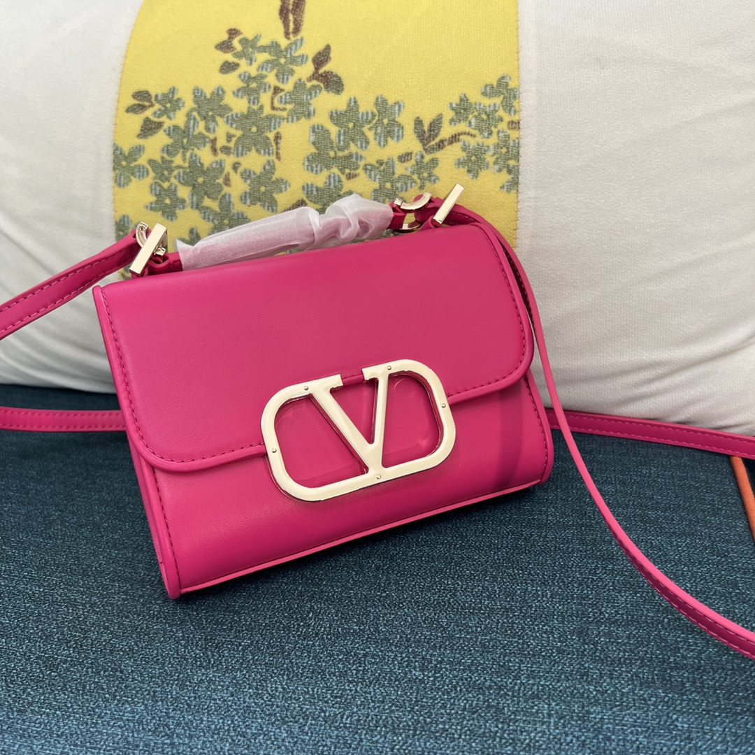 Bagsaaa Va1e*ntin0 Garavani small VLogo Type shoulder dark pink bag - 18x13x5cm
