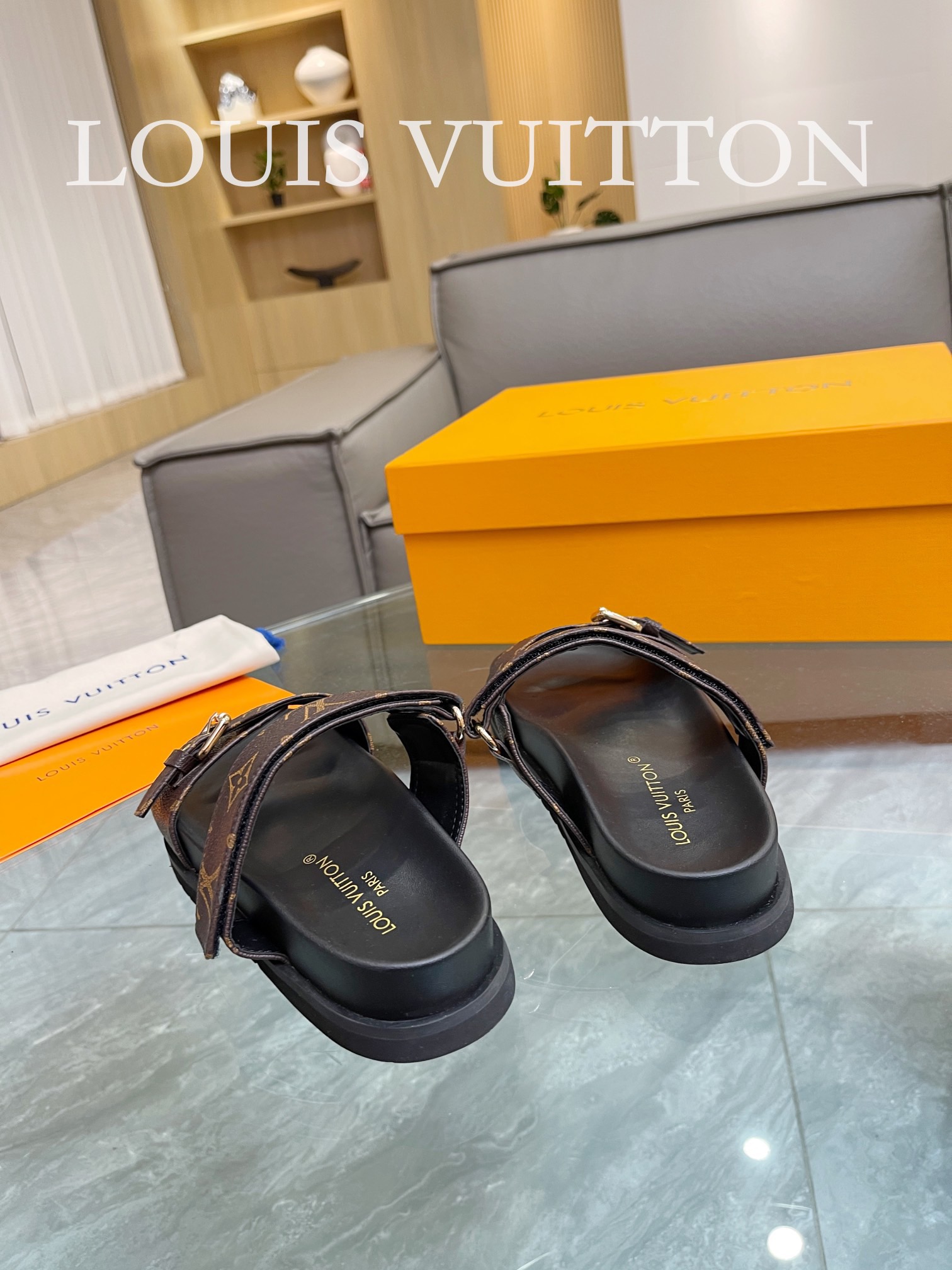 Bagsaaa L0vis Vvtt0n Bom Dia Flat Comfort Mule Monogram Brown