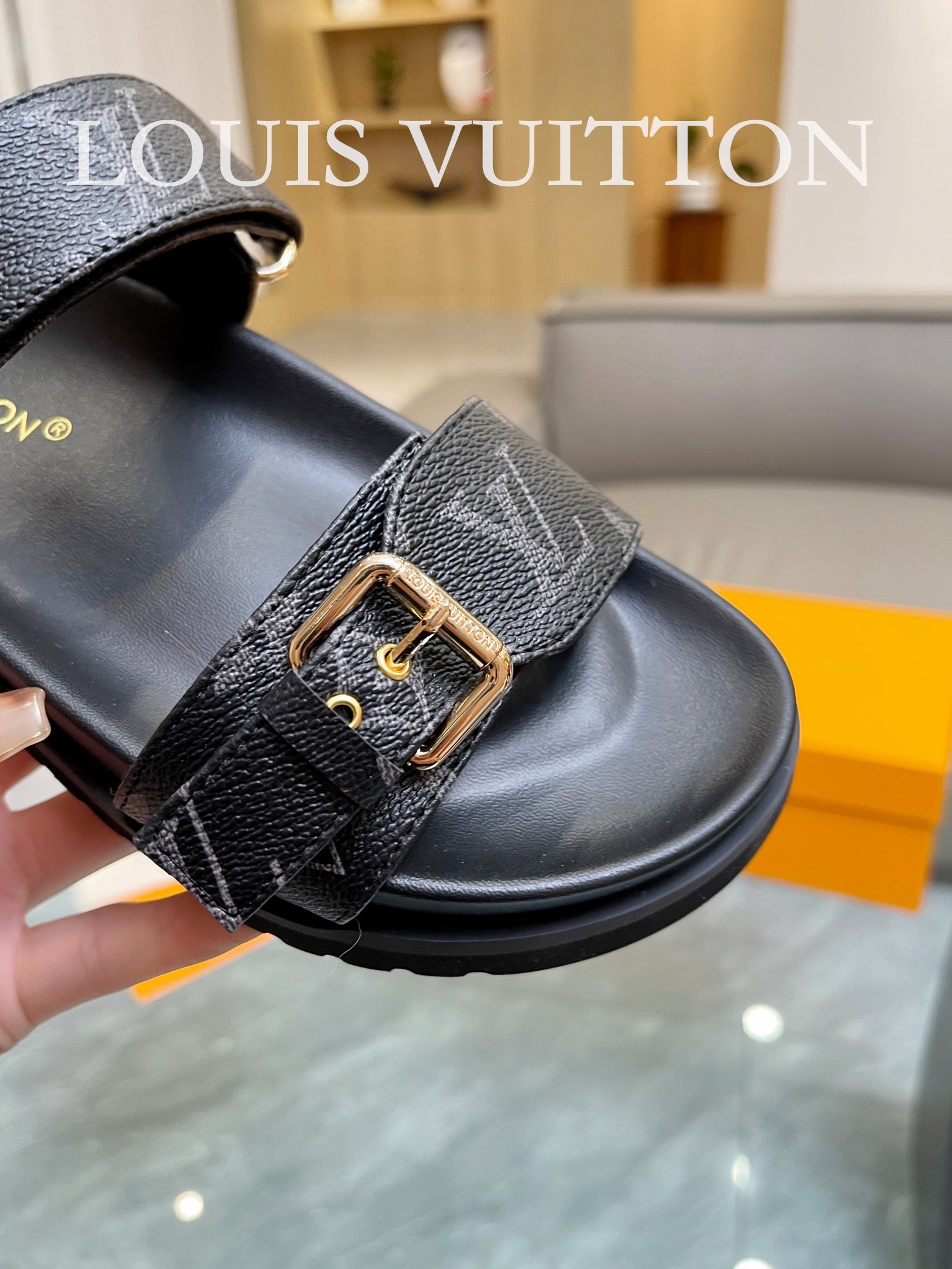 Bagsaaa L0vis Vvtt0n Bom Dia Flat Comfort Mule Monogram Black