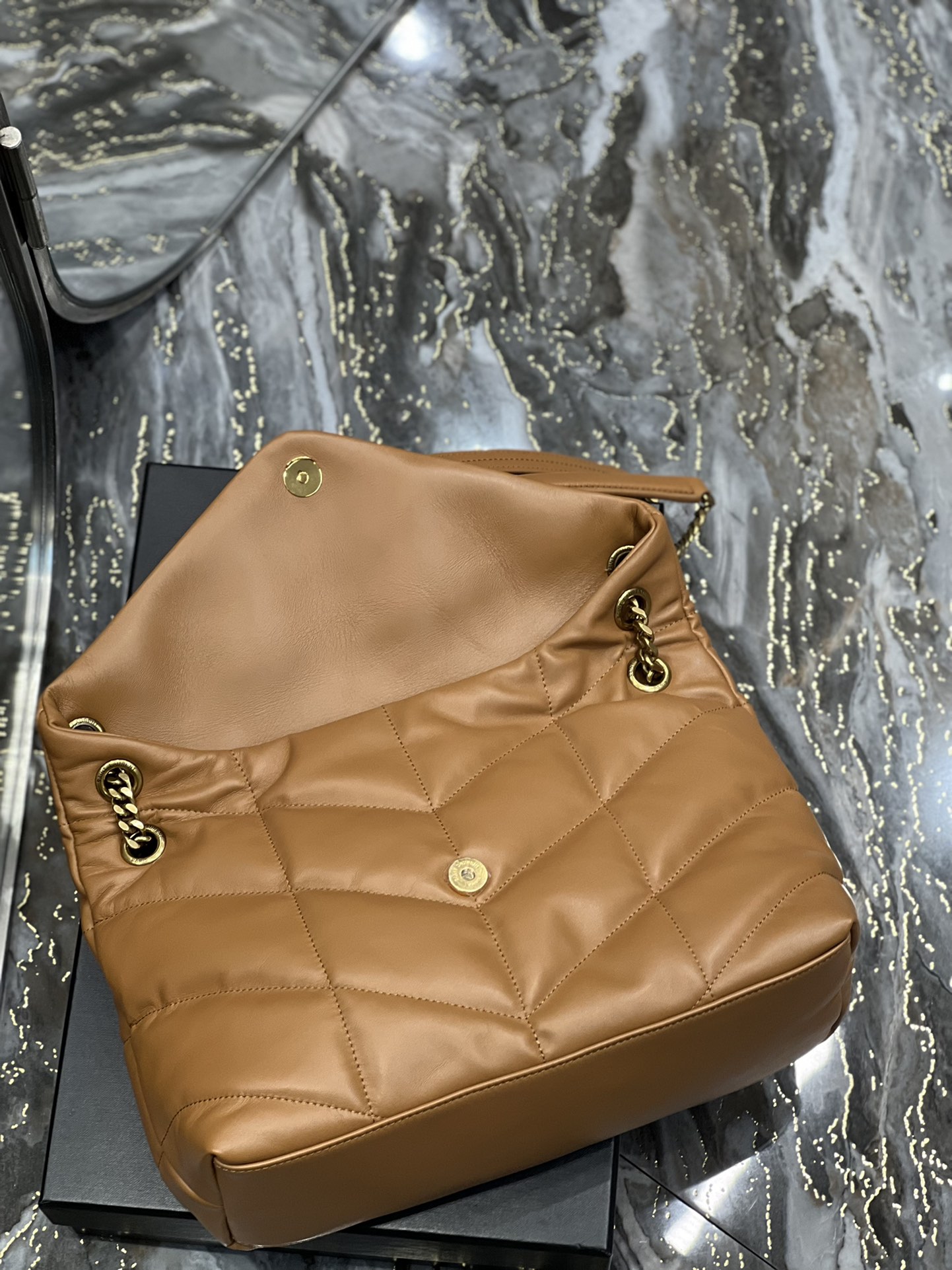 Bagsaaa Y51 Puffer Medium Chain Bag in Quilted Lambskin Dark Honey - 35 X 23 X 13,5 CM