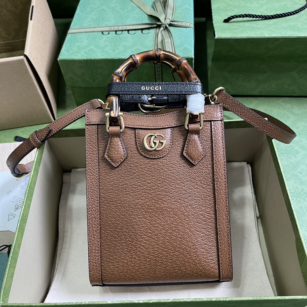 Bagsaaa Gvc*1 Diana mini tote bag - 15.5x 19.5x 6cm