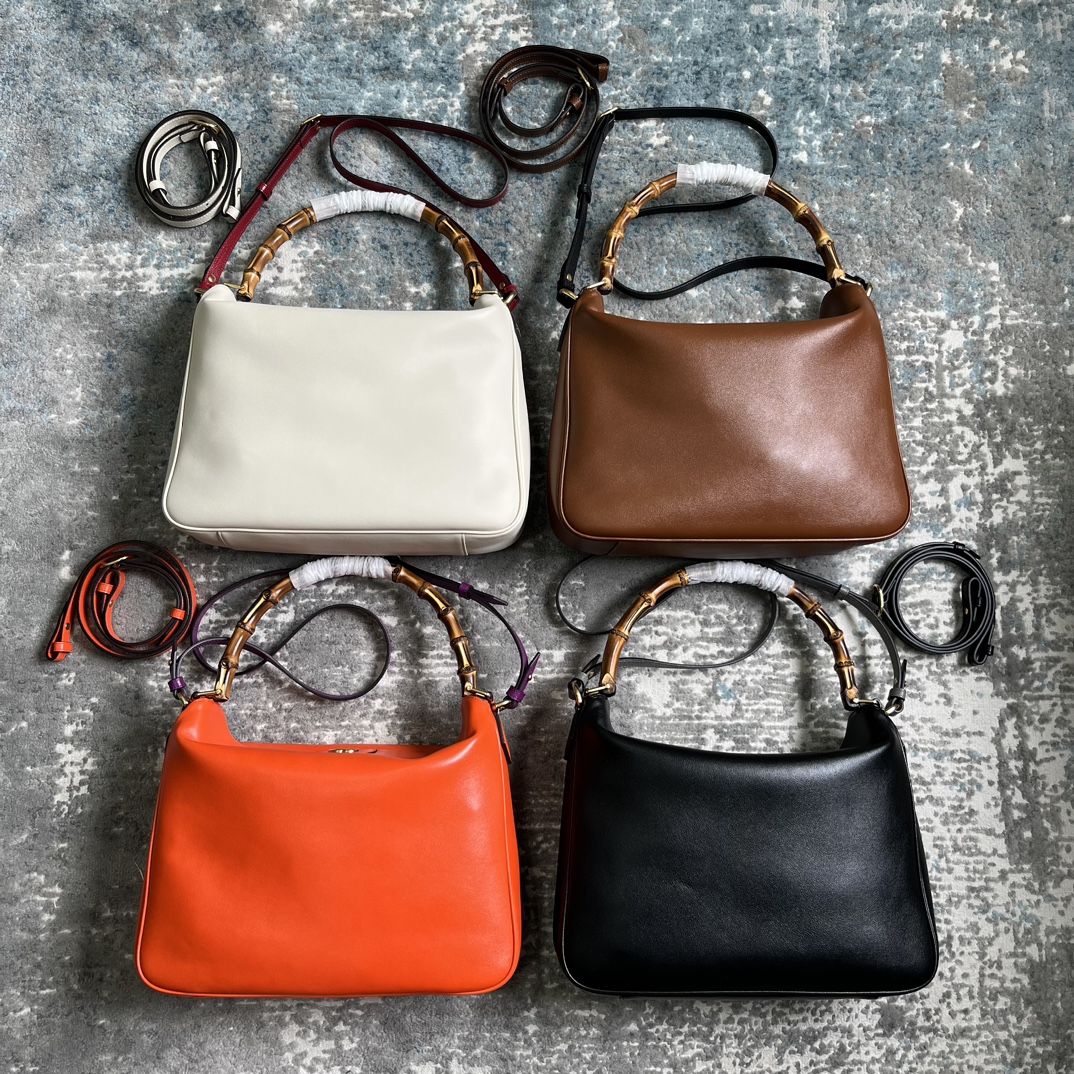 Bagsaaa Gvc*1 Diana large shoulder bag - W34cm x H26cm x D9cm