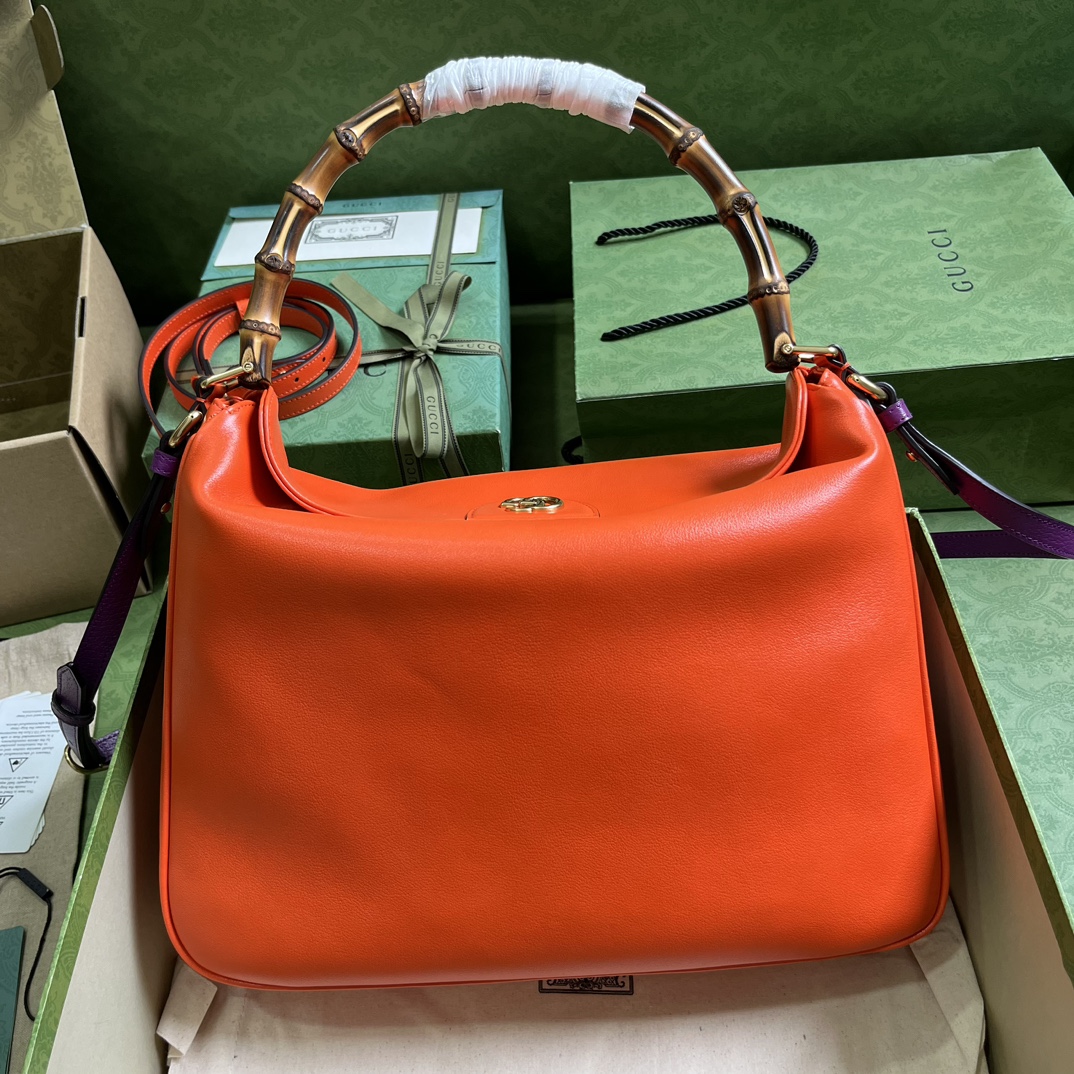 Bagsaaa Gvc*1 Diana large shoulder bag - W34cm x H26cm x D9cm