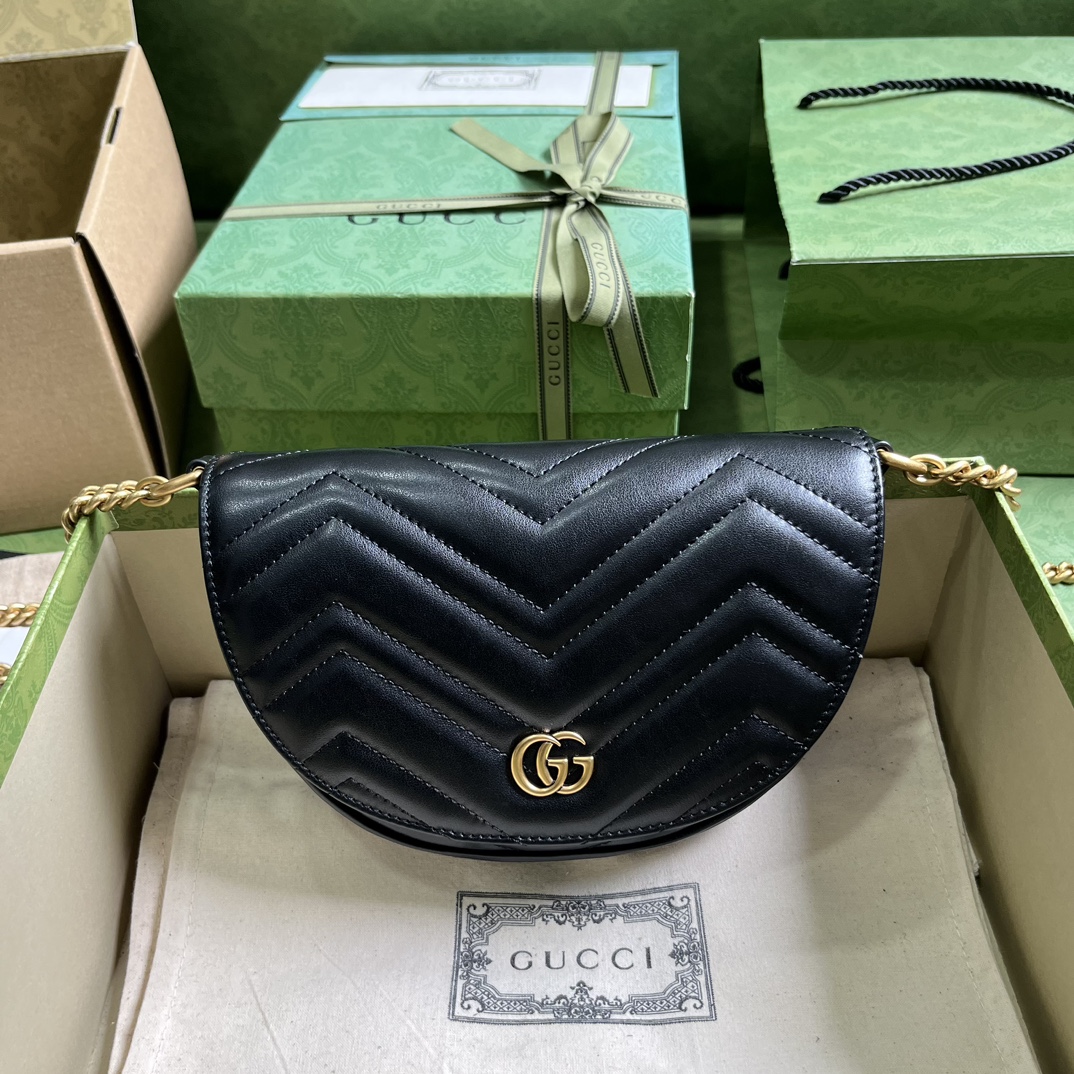 Bagsaaa Gvc*1 GG Marmont matelassé chain mini black bag - 20x14.5x4cm