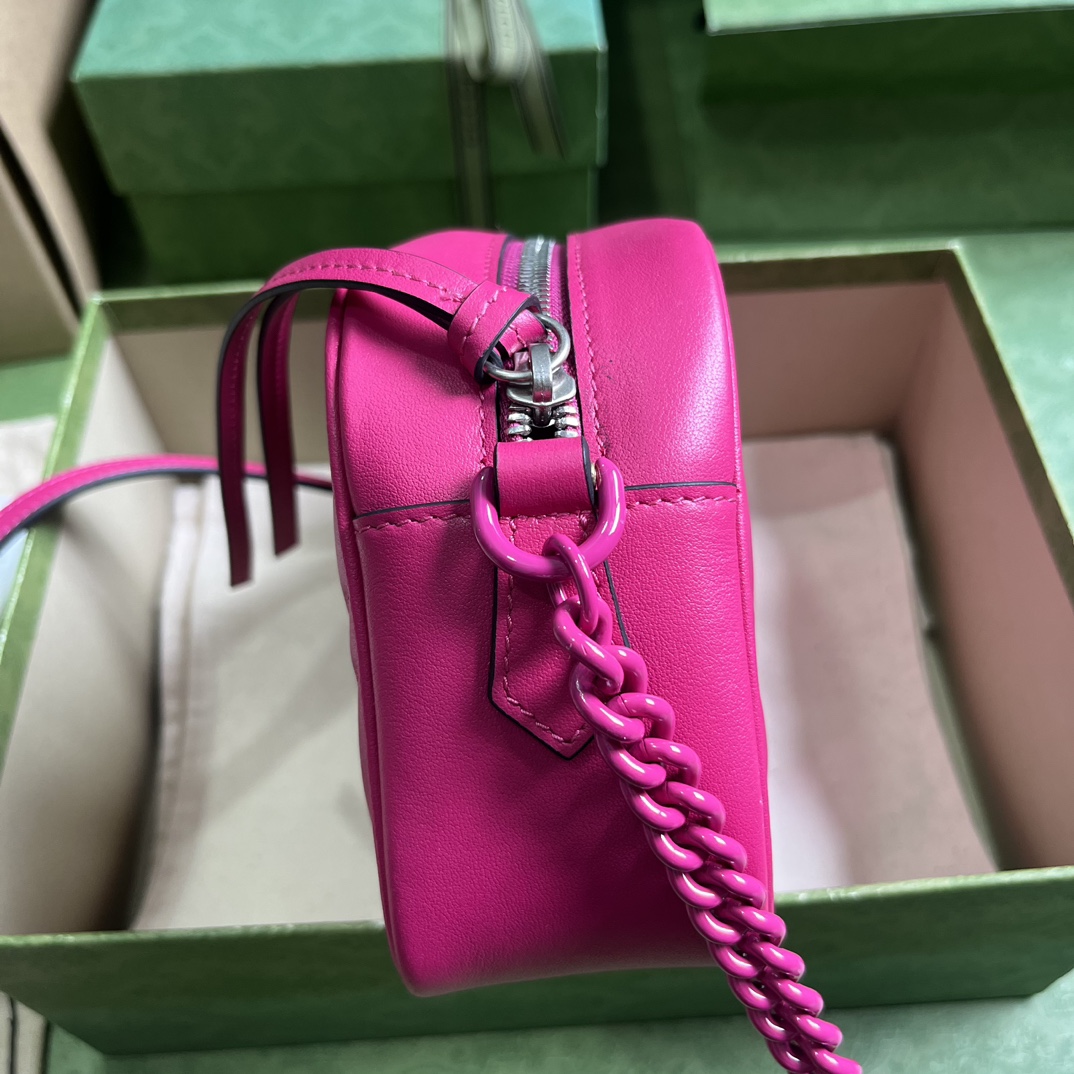 Bagsaaa Gvc*1 GG Marmont matelassé small shoulder hot pink bag - 24x 13x 7cm