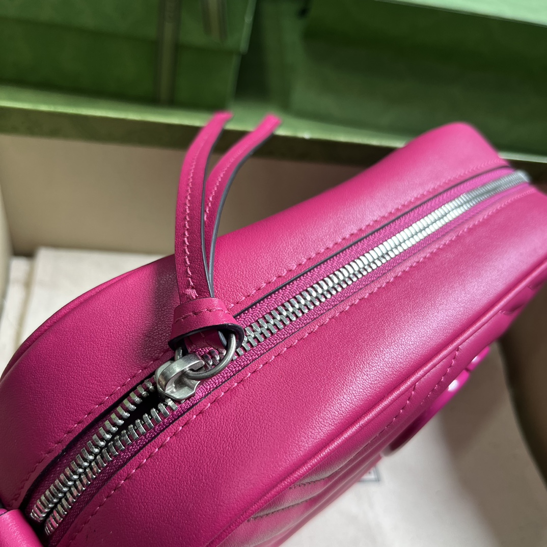 Bagsaaa Gvc*1 GG Marmont matelassé small shoulder hot pink bag - 24x 13x 7cm