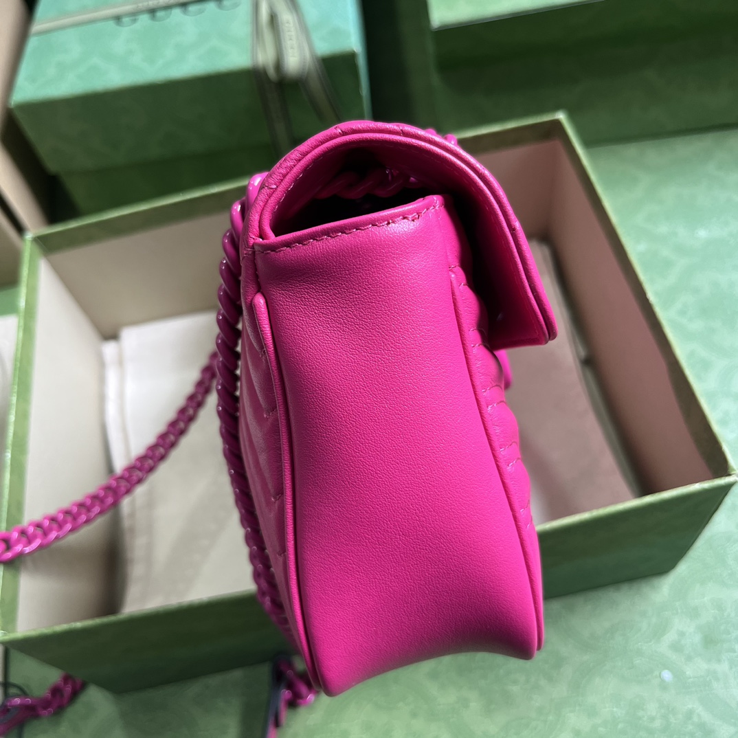 Bagsaaa Gvc*1 GG Marmont matelassé shoulder hot pink bag - 26x 15x 7cm