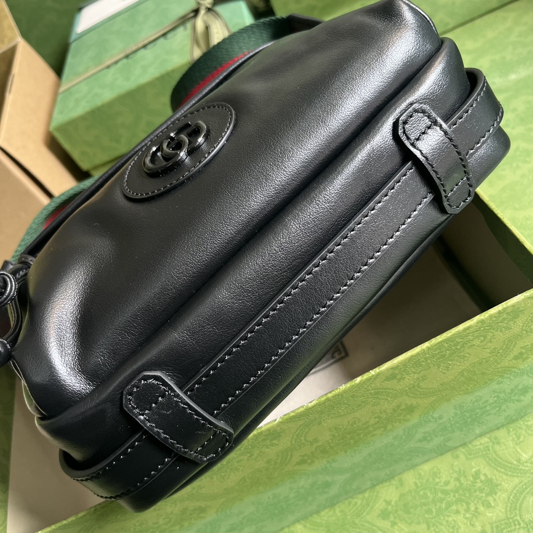 Bagsaaa Gvc*1 Shoulder black bag with tonal Double G - 23.5x 15.5x 8cm