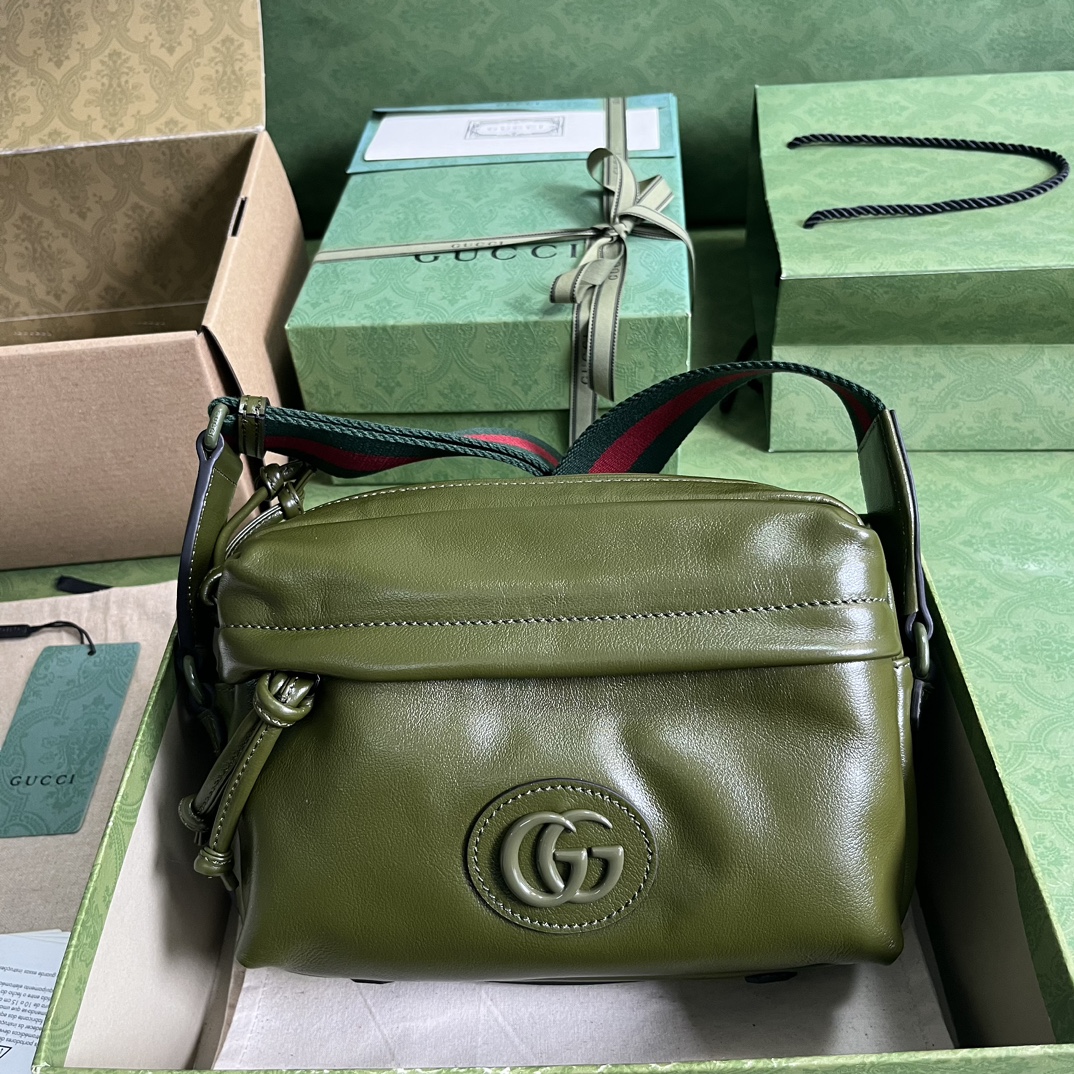 Bagsaaa Gvc*1 Shoulder green bag with tonal Double G - 23.5x 15.5x 8cm