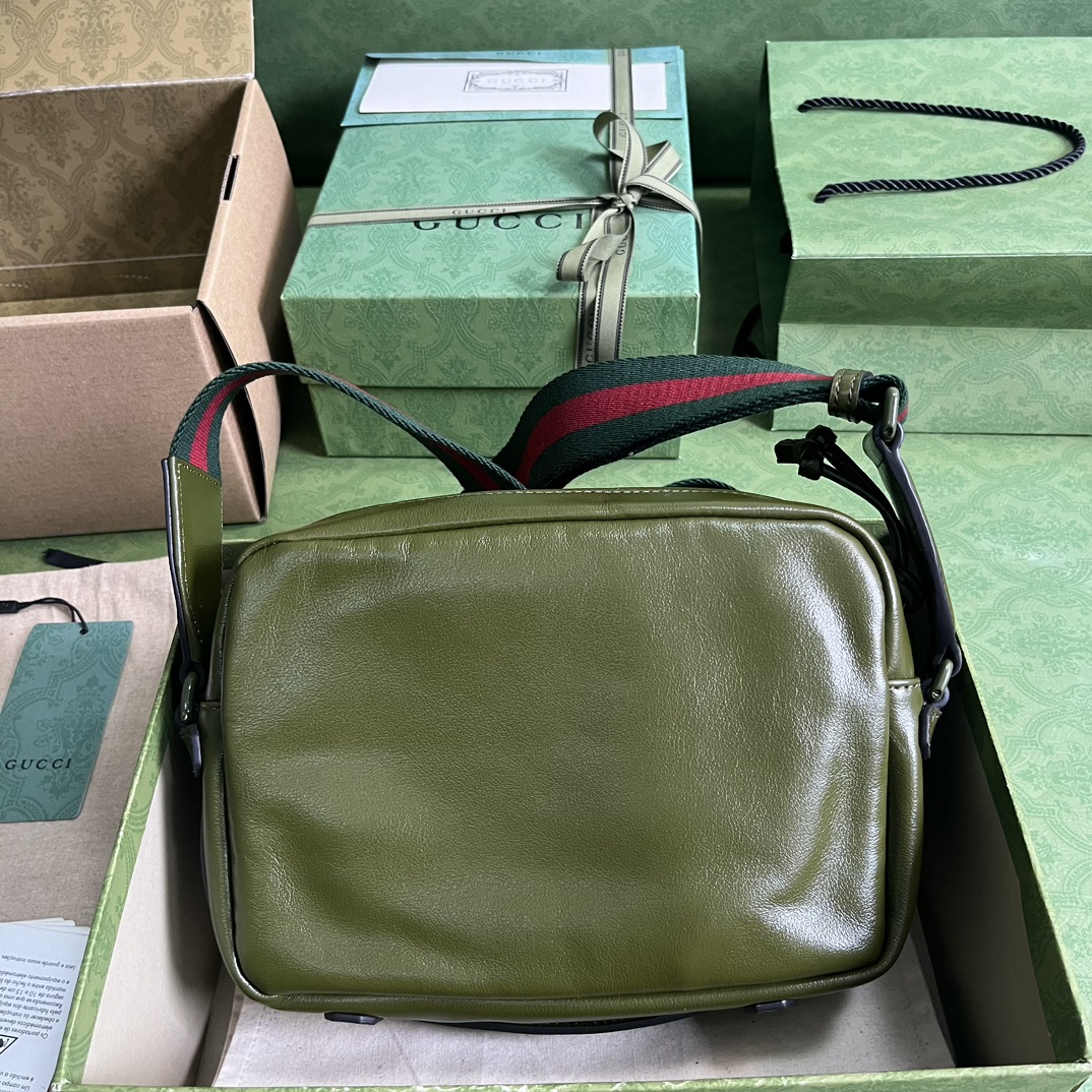 Bagsaaa Gvc*1 Shoulder green bag with tonal Double G - 23.5x 15.5x 8cm