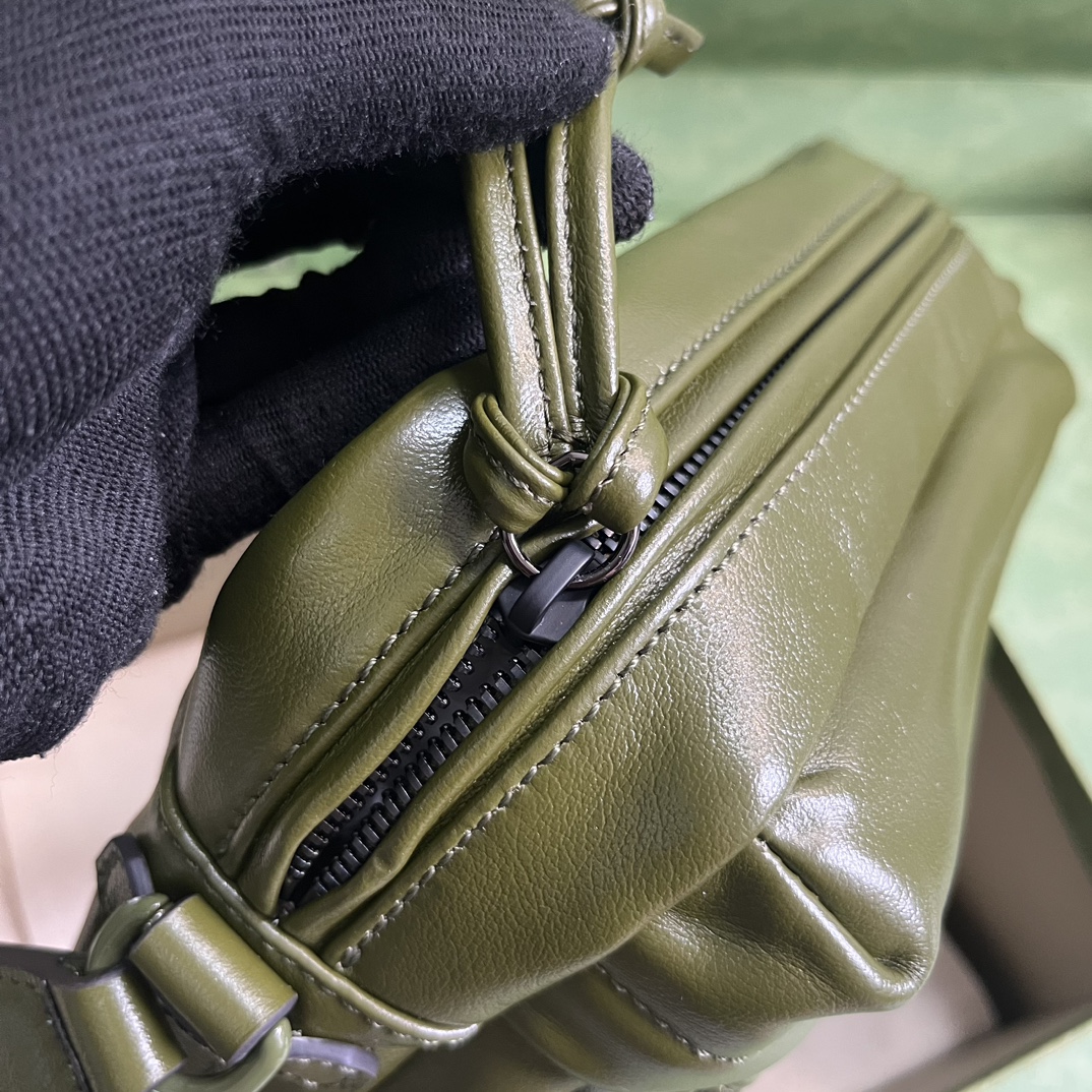 Bagsaaa Gvc*1 Shoulder green bag with tonal Double G - 23.5x 15.5x 8cm