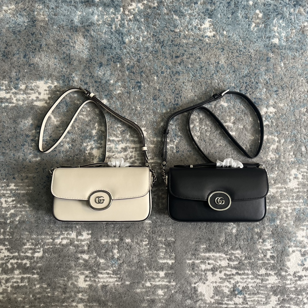 Bagsaaa Gvc*1 PETITE GG MINI SHOULDER BAG - 21x 10x 5cm