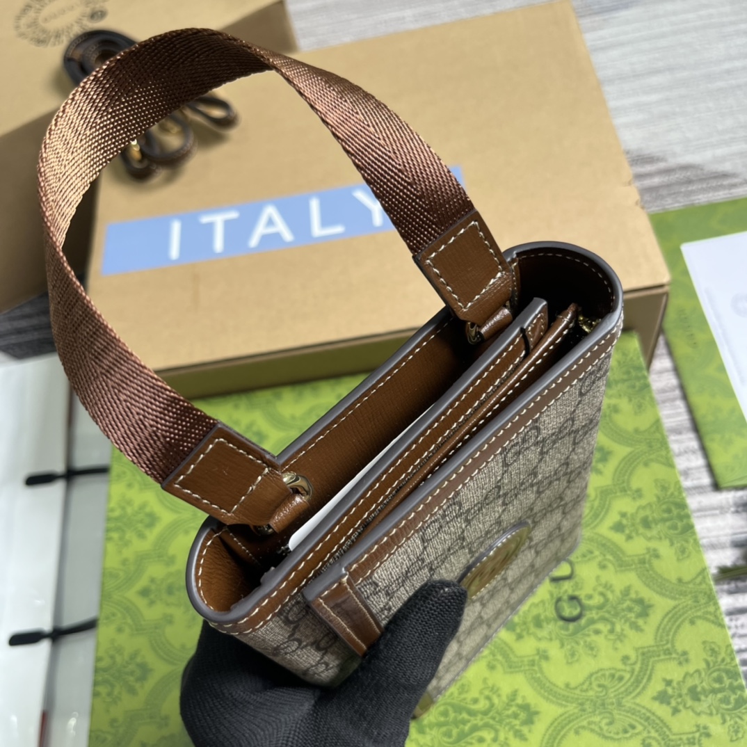 Bagsaaa GG top handle beige wallet - 20x 14x 4cm
