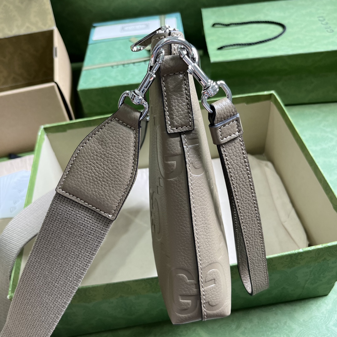 Bagsaaa Gvc*1 GG embossed messenger bag in grey leather - 31x 24.5x 5cm