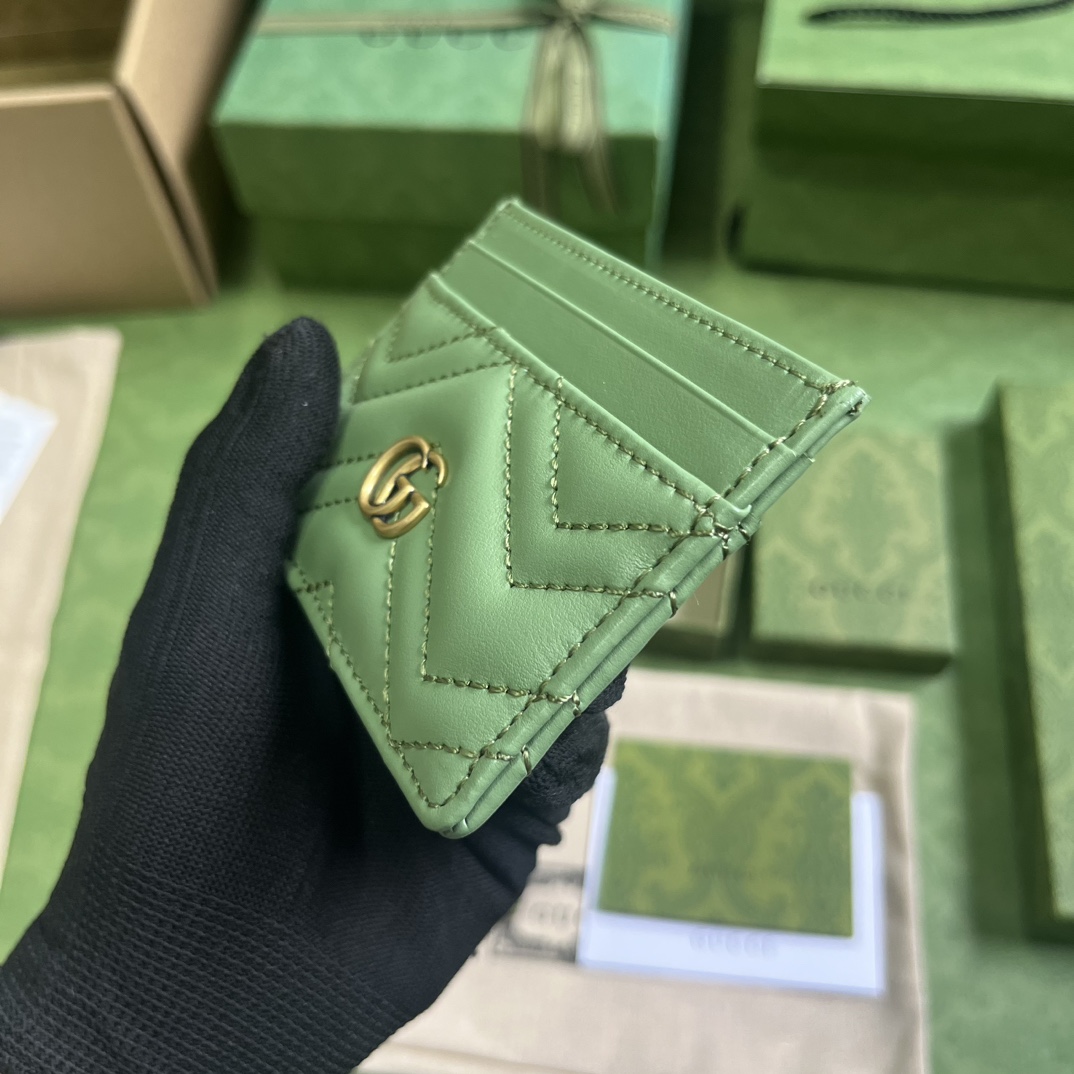 Bagsaaa Gvc*1 GG Marmont matelassé keychain wallet in sage green leather - 10x 7cm