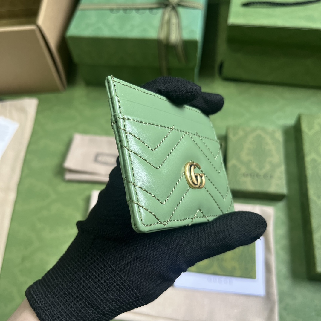 Bagsaaa Gvc*1 GG Marmont matelassé keychain wallet in sage green leather - 10x 7cm