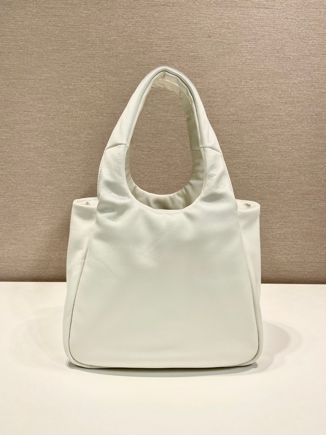 Bagsaaa Pra*a padded Pra*a Soft nappa-leather white bag - 30*26*17cm