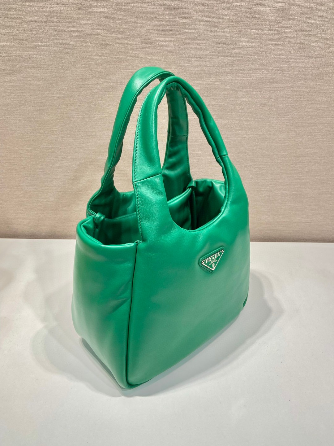 Bagsaaa Pra*a padded Pra*a Soft nappa-leather green bag - 30*26*17cm