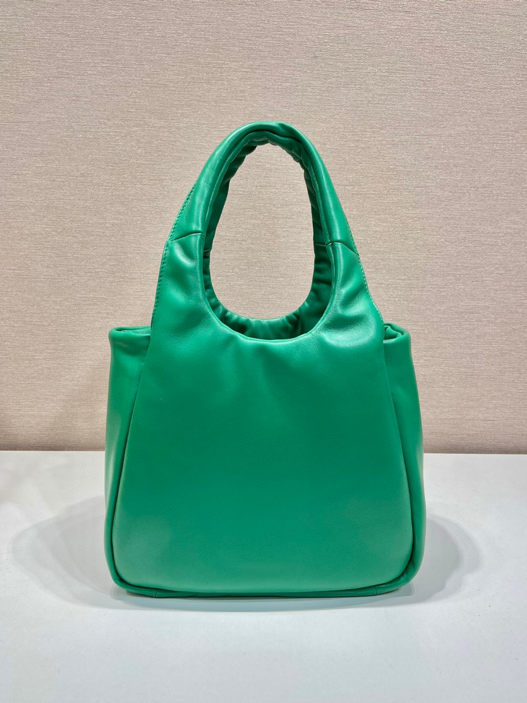 Bagsaaa Pra*a padded Pra*a Soft nappa-leather green bag - 30*26*17cm