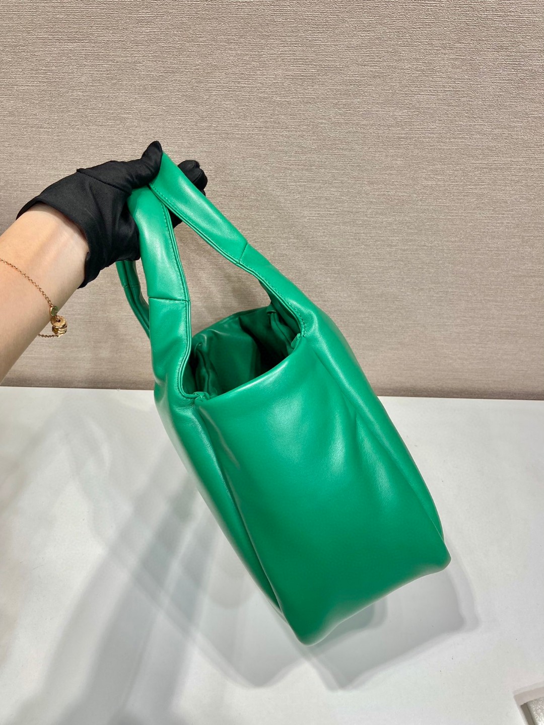 Bagsaaa Pra*a padded Pra*a Soft nappa-leather green bag - 30*26*17cm