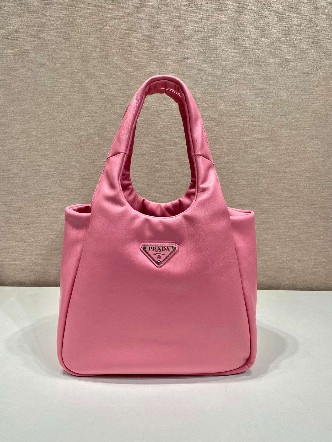Bagsaaa Pra*a padded Pra*a Soft nappa-leather pink bag - 30*26*17cm
