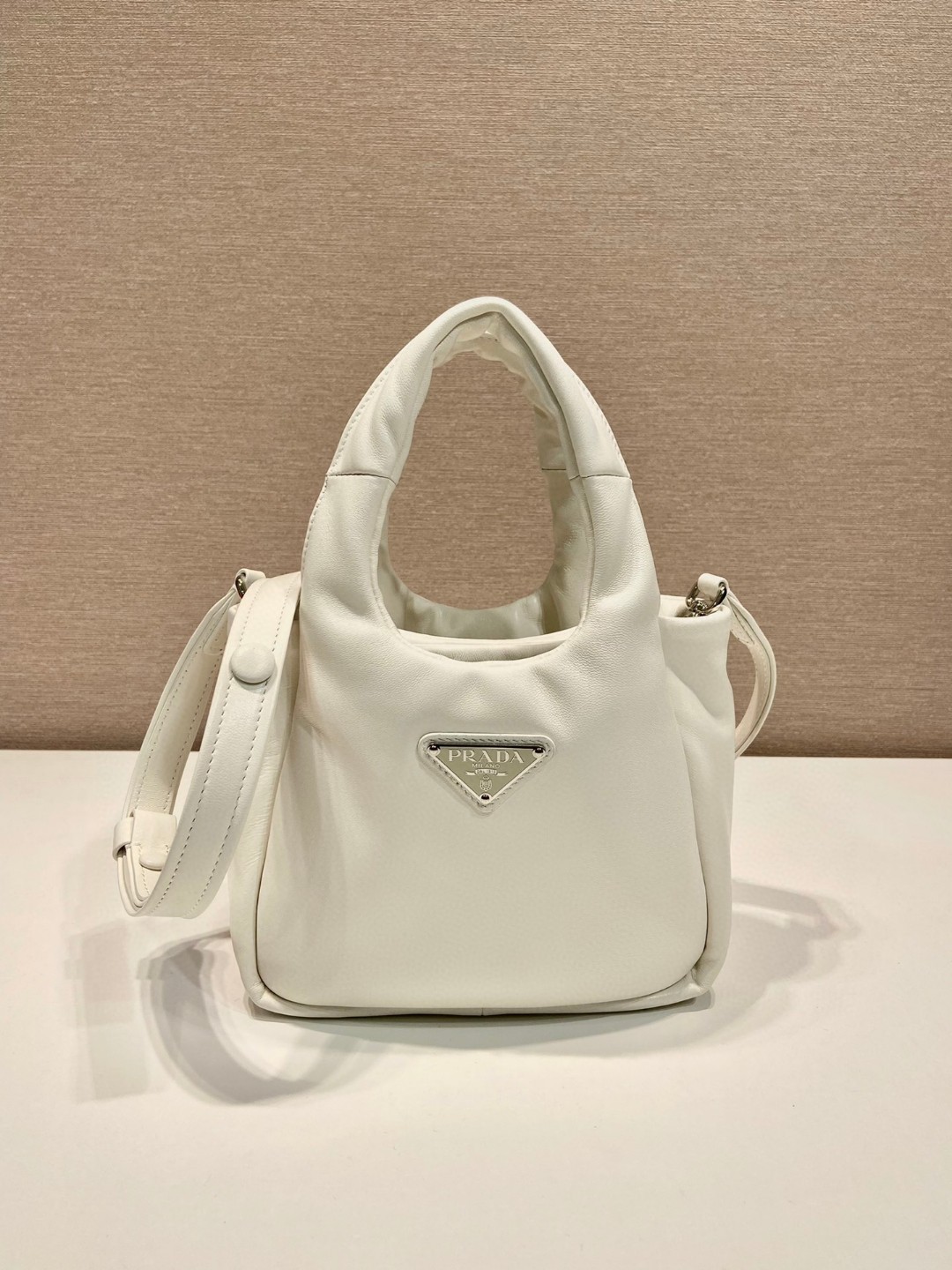 Bagsaaa Pra*a (7 colors) Small padded Pra*a Soft nappa-leather bag - 18*15.5*10cm